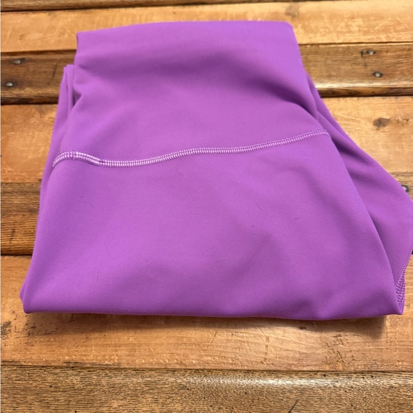 Lululemon Wunder Train High Rise 25” - Picture 10 of 10